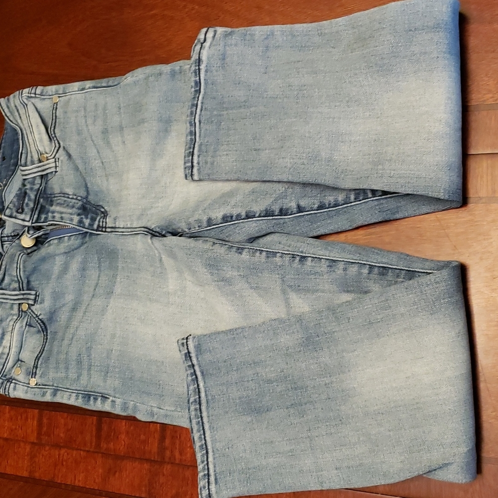 Womens crop jeans